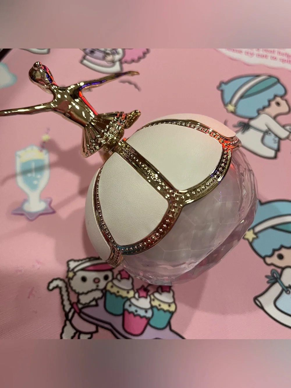 Ballerina Face Powder with Spinning Ballerina - Translucent White Color - NIB